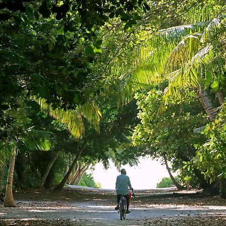 Kiha Beach Hotel Dharavandhoo Buitenkant foto